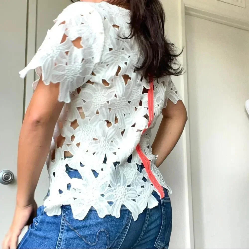 Boho Floral Leaf Macrame Short Sleeved Lace Ivory Blouse Round Neck Back Zipper